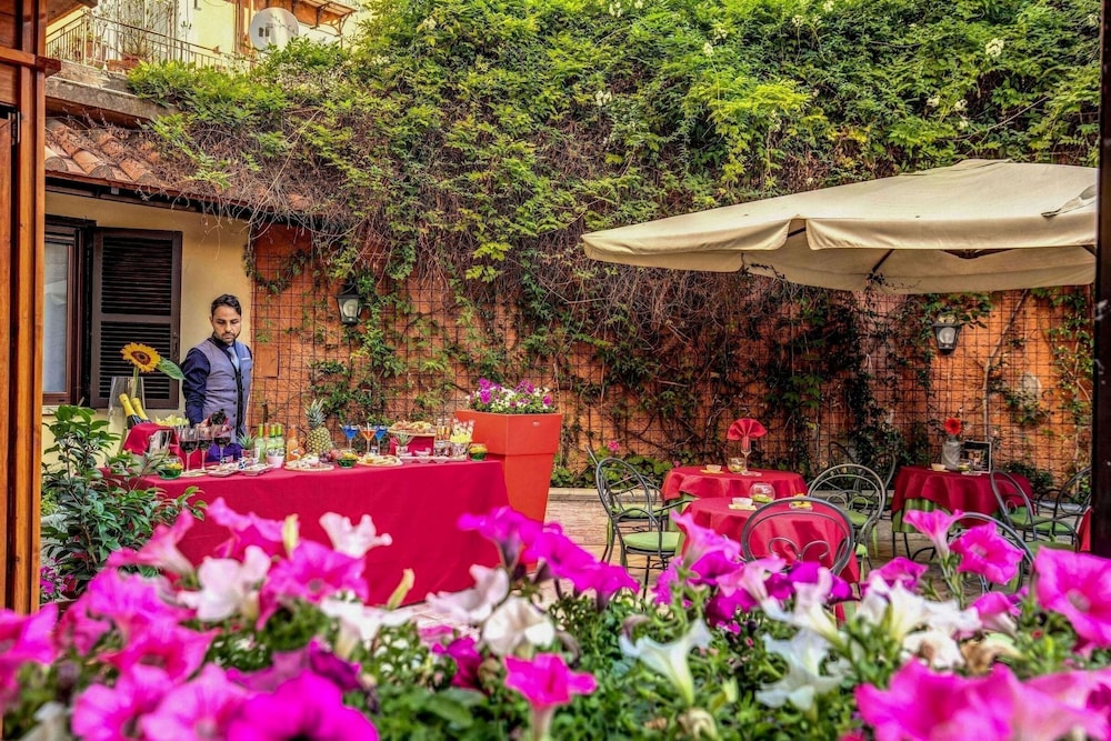 Hotel Rome Garden — Restaurant & bars in Rome, Lazio