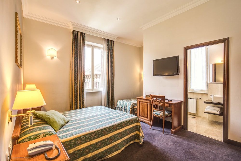 Hotel Rome Garden — Hotel rooms in Rome, Lazio