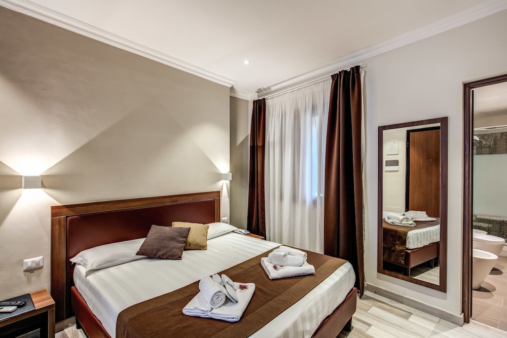Hotel Rome Garden — Hotel rooms in Rome, Lazio