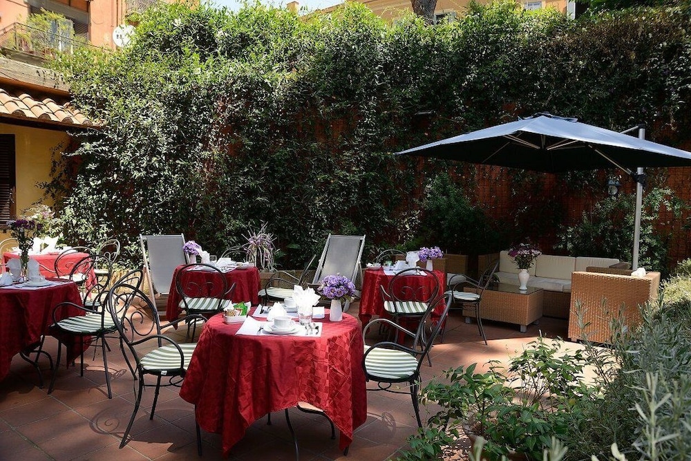 Hotel Rome Garden — Restaurant & bars in Rome, Lazio