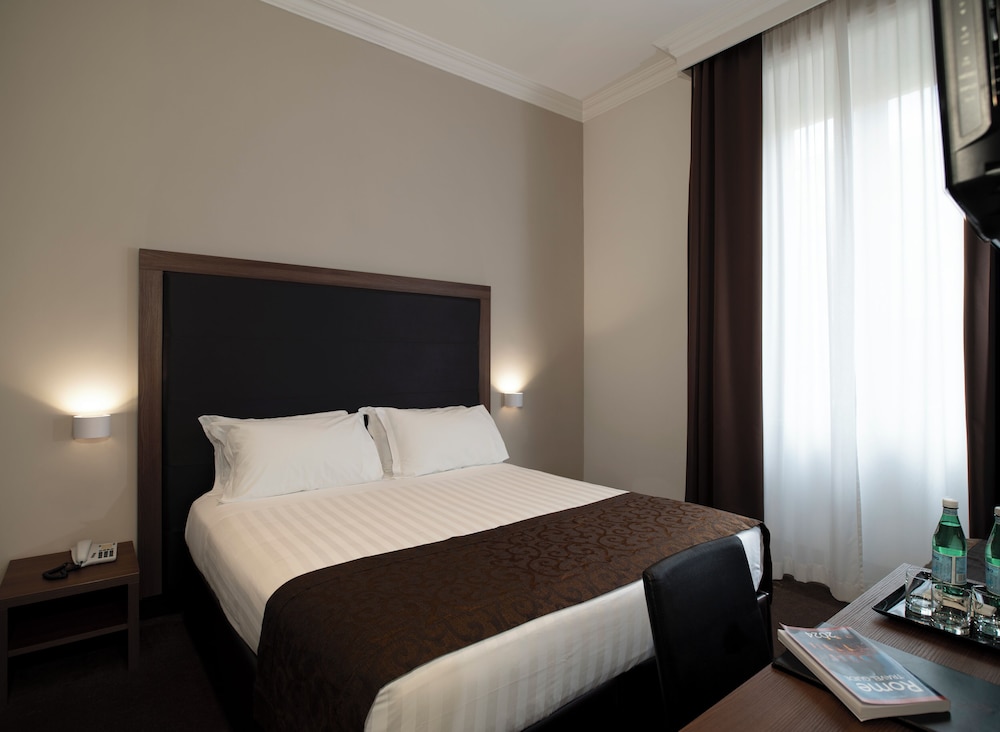 Hotel Rome Garden — Hotel rooms in Rome, Lazio