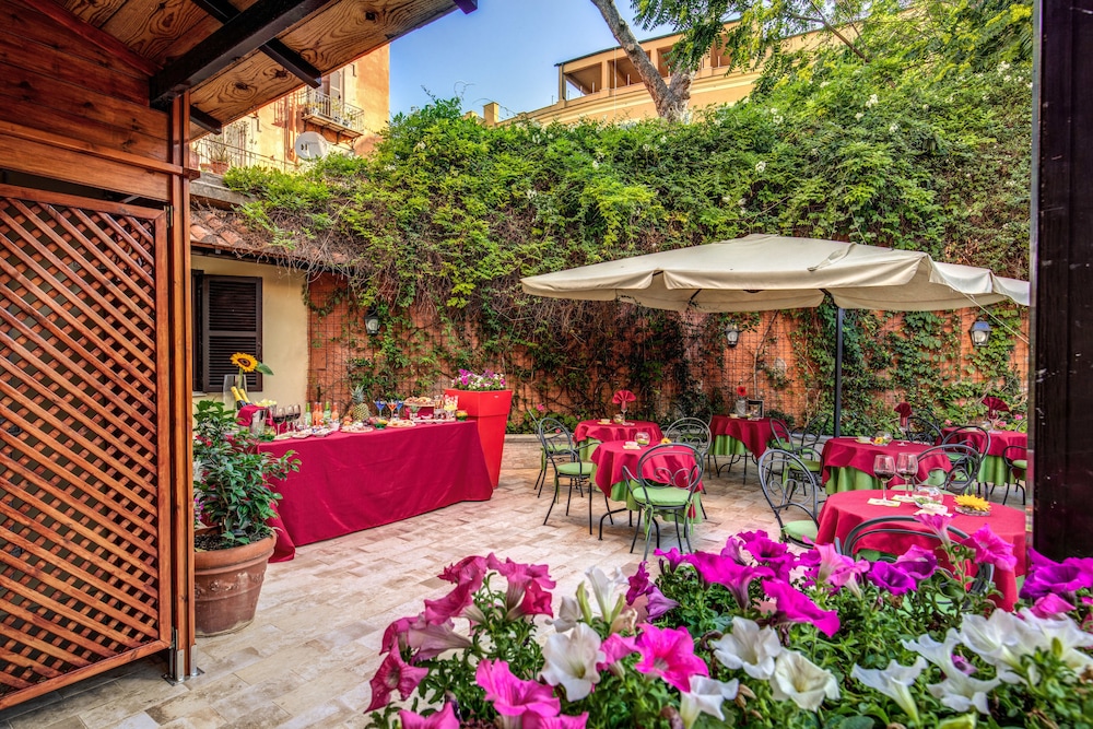Hotel Rome Garden — Restaurant & bars in Rome, Lazio