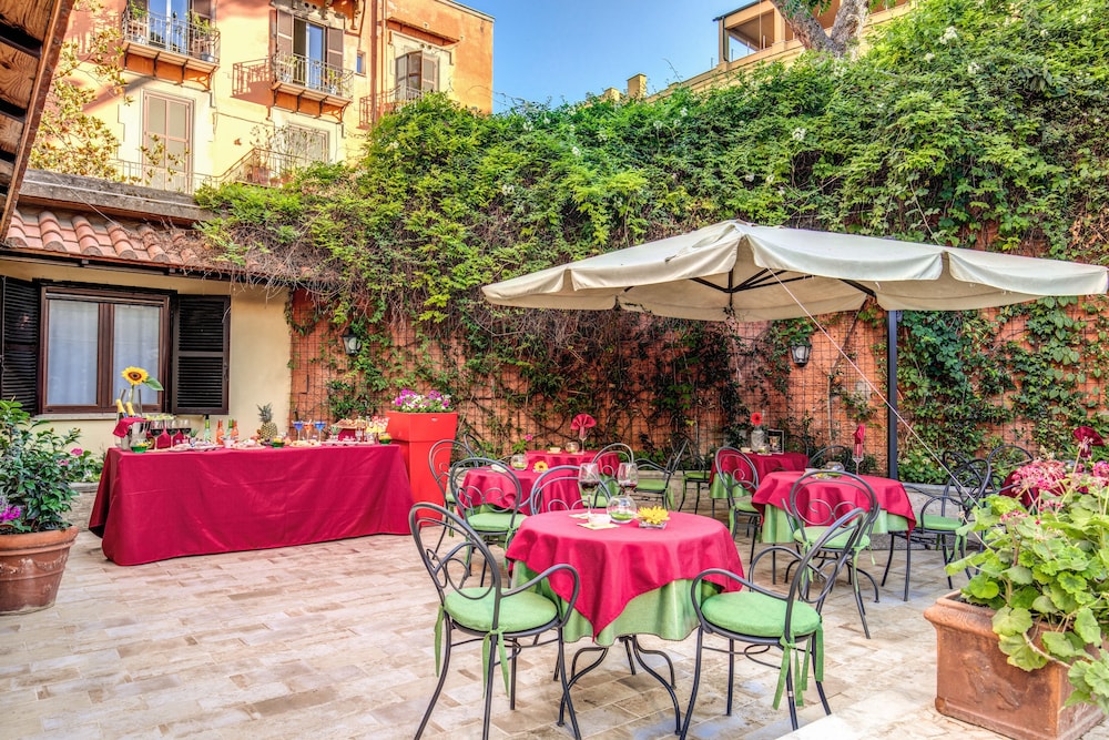 Hotel Rome Garden — Restaurant & bars in Rome, Lazio