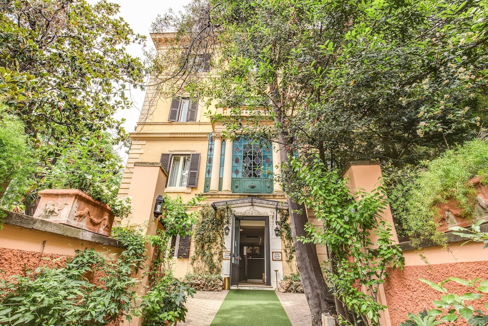 Hotel Rome Garden — Hotel building in Rome, Lazio