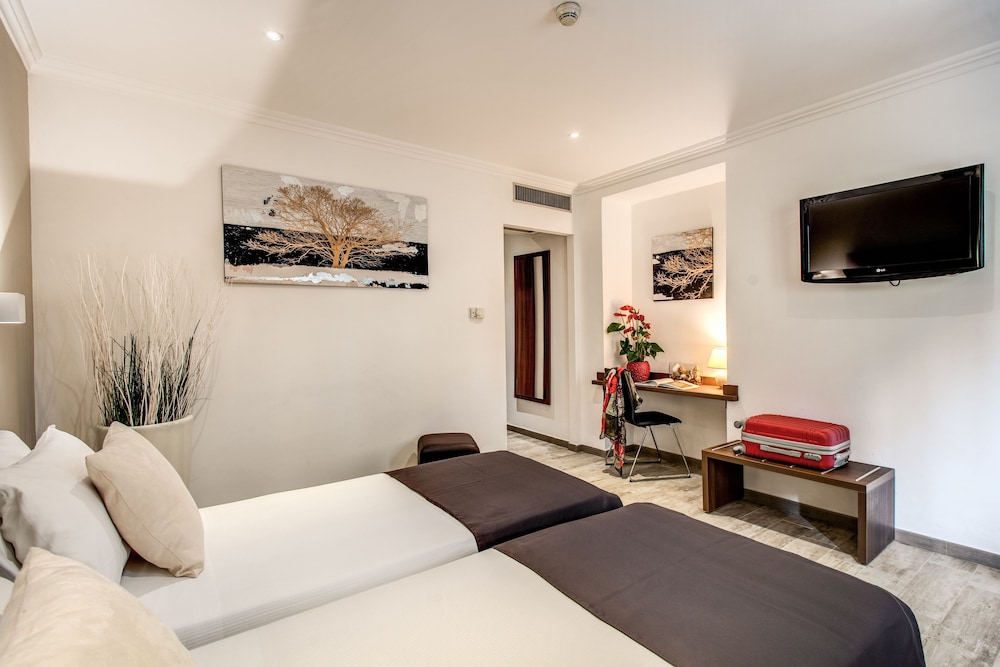 Hotel Rome Garden — Hotel rooms in Rome, Lazio