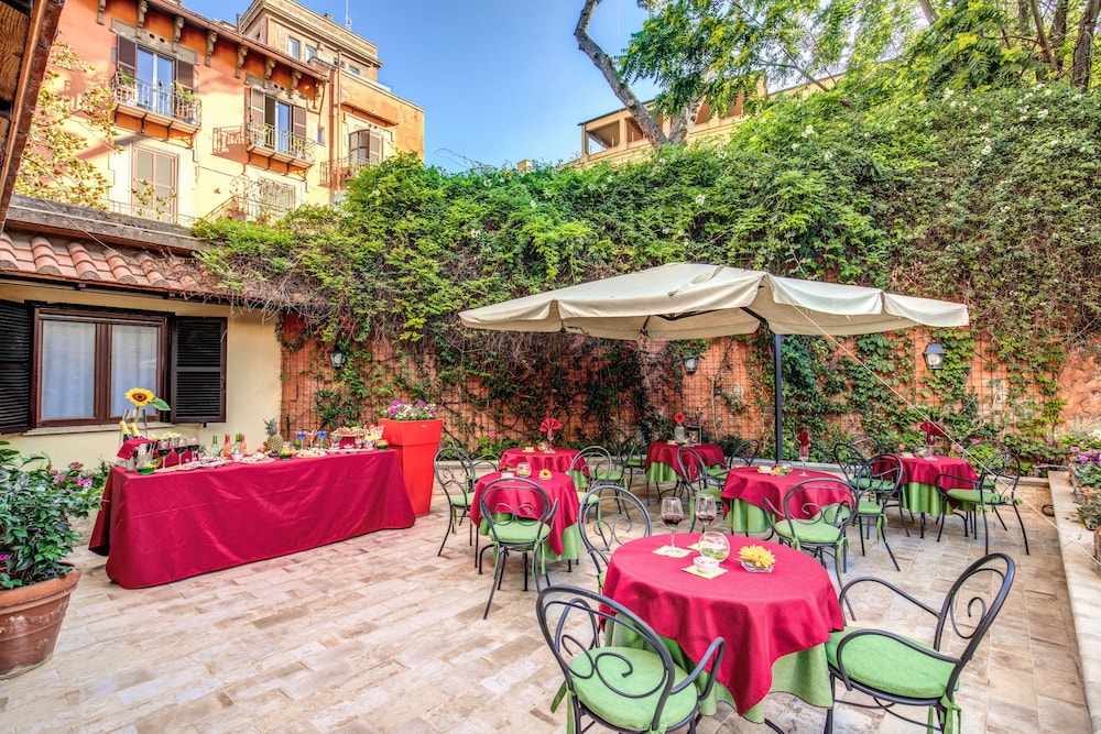 Hotel Rome Garden — Restaurant & bars in Rome, Lazio