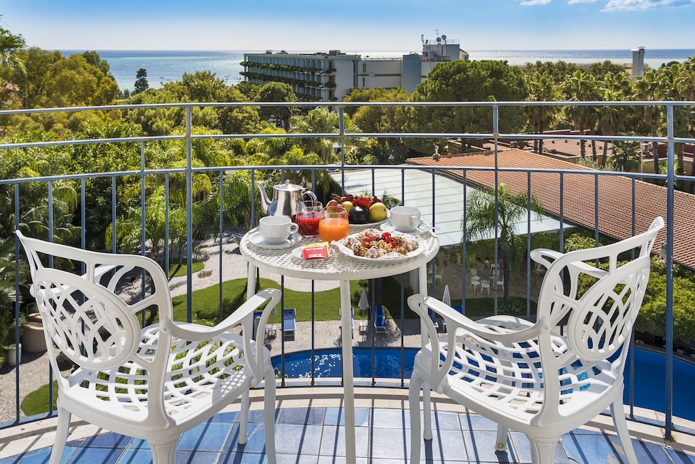 Sant Alphio Garden Hotel & Spa — Hotel building in Giardini Naxos, Sicily
