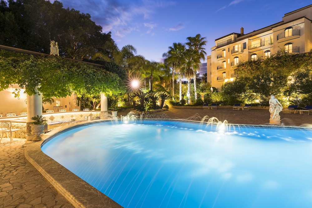 Sant Alphio Garden Hotel & Spa — Swimming pool in Giardini Naxos, Sicily