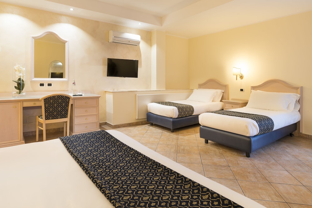 Sant Alphio Garden Hotel & Spa — Hotel rooms in Giardini Naxos, Sicily