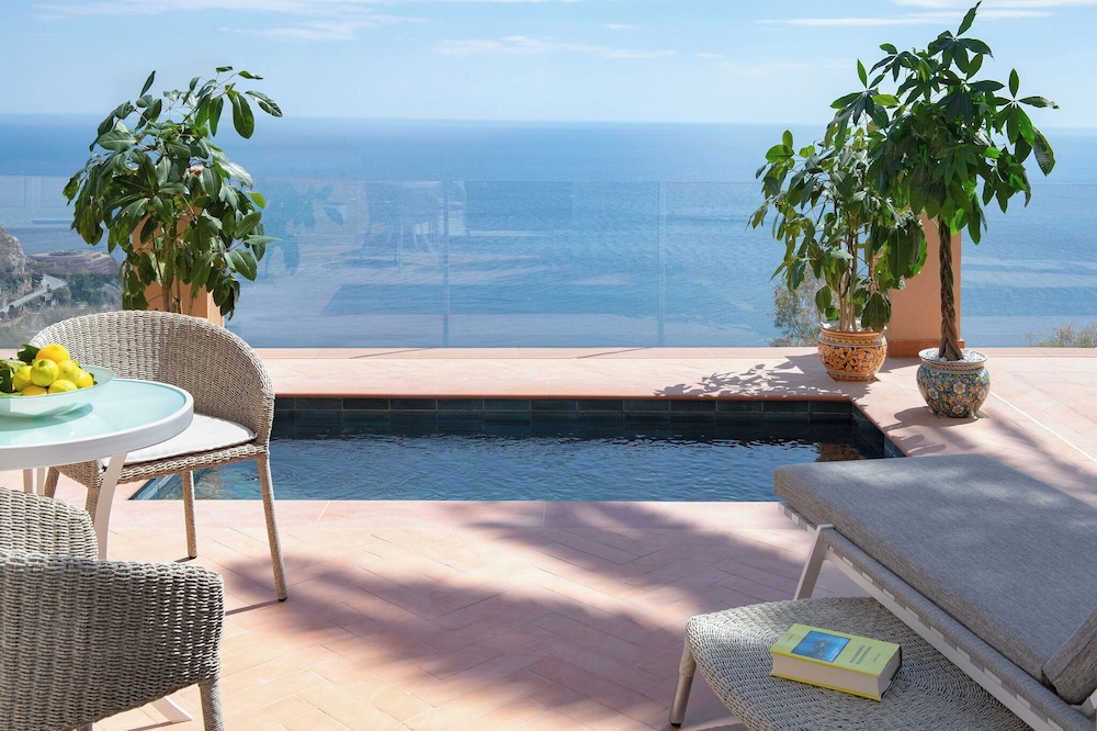 San Domenico Palace, Taormina, A Four Seasons Hotel — Swimming pool in Taormina, Sicily