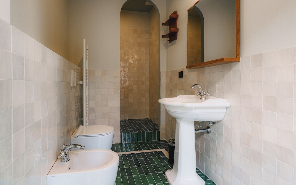 c-hotels Joy — Hotel rooms in Florence, Tuscany