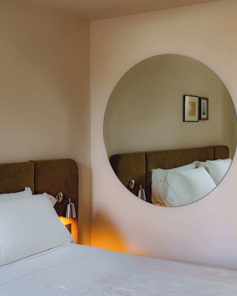 c-hotels Joy — Hotel rooms in Florence, Tuscany