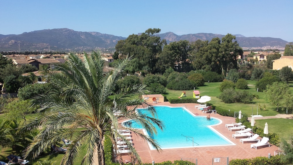 Hotel Santa Gilla — Swimming pool in Capoterra, Sardinia