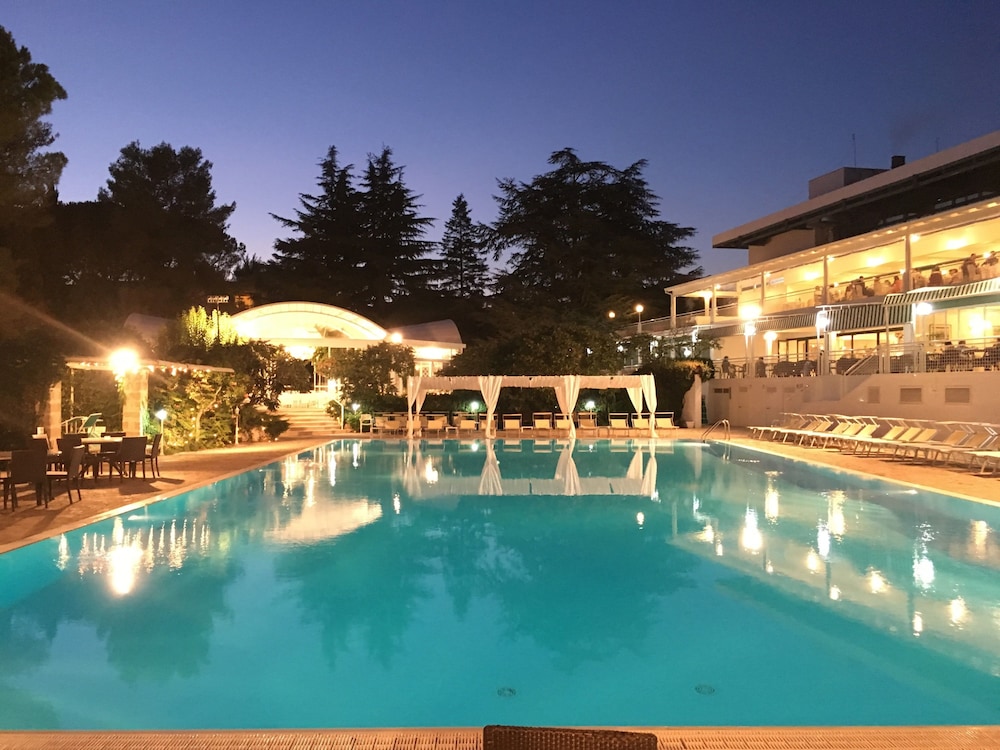 Hotel Sierra Silvana - zdjęcie 2