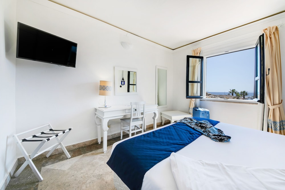 Phi Hotel Sighientu — Hotel rooms in Quartu Sant'Elena, Sardinia