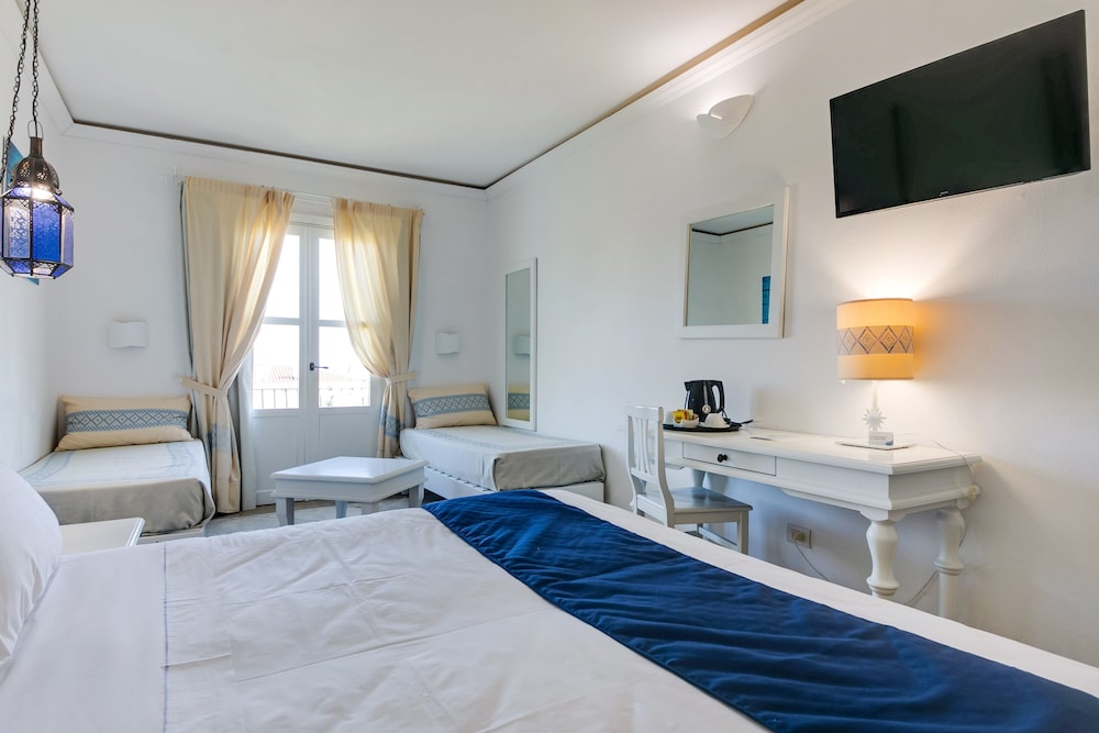 Phi Hotel Sighientu — Hotel rooms in Quartu Sant'Elena, Sardinia
