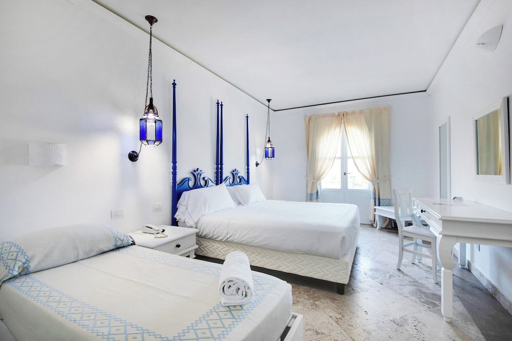 Phi Hotel Sighientu — Hotel rooms in Quartu Sant'Elena, Sardinia