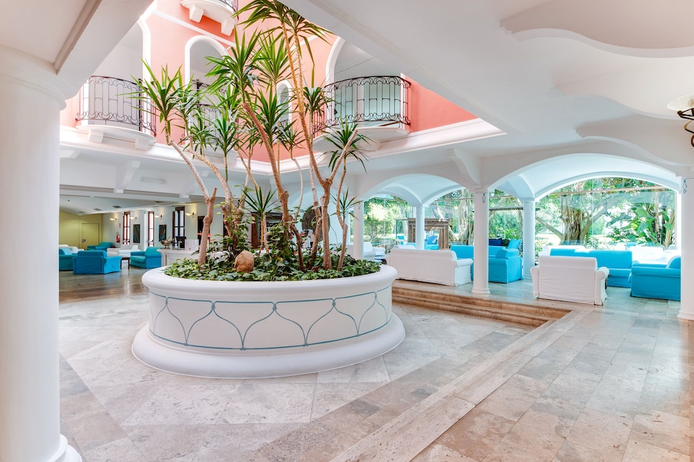 Phi Hotel Sighientu — Hotel building in Quartu Sant'Elena, Sardinia