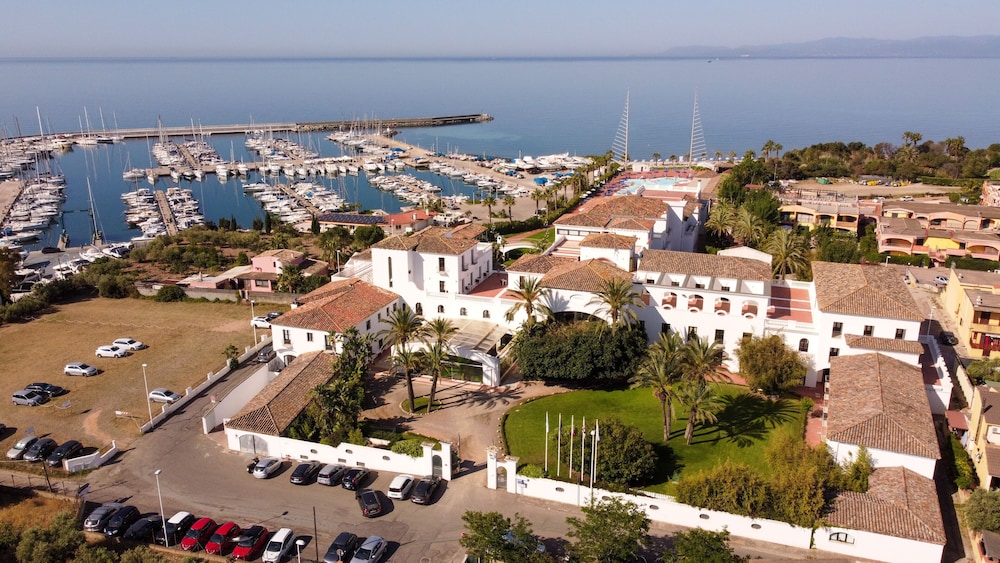 Phi Hotel Sighientu - zdjęcie 4