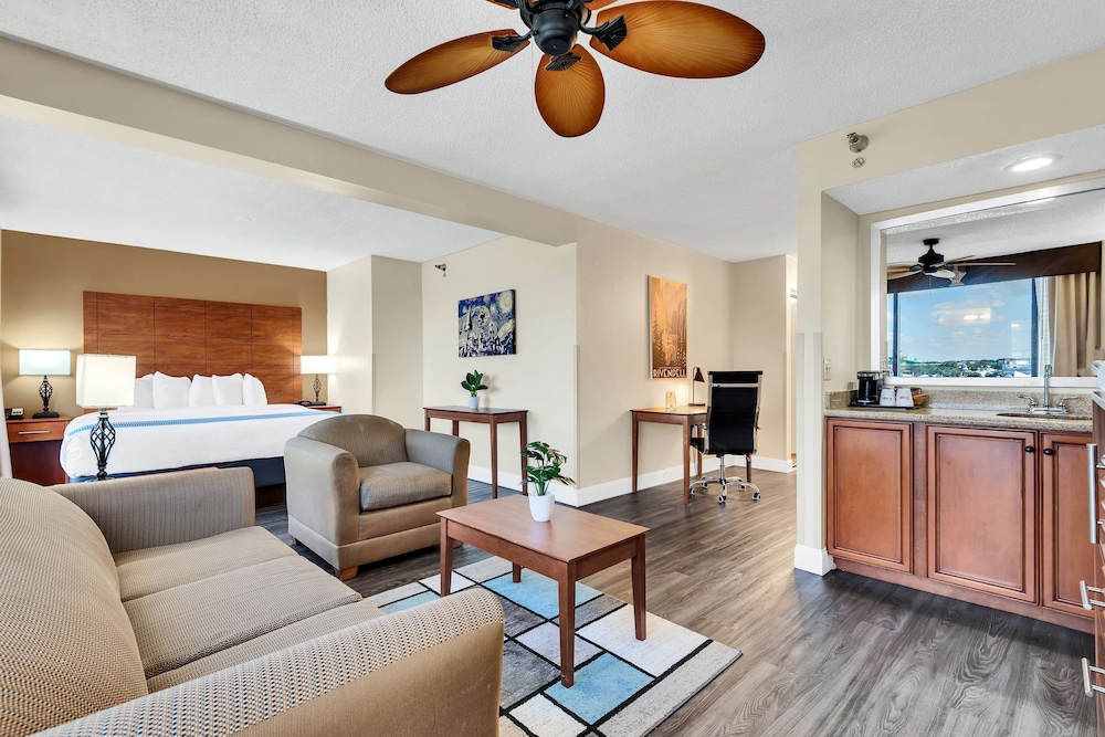 Best Western Orlando Gateway Hotel — Hotel rooms in Orlando, Florida
