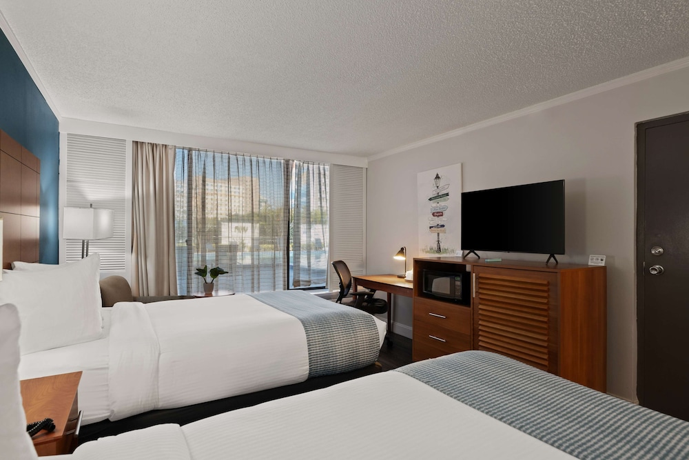 Best Western Orlando Gateway Hotel — Hotel rooms in Orlando, Florida