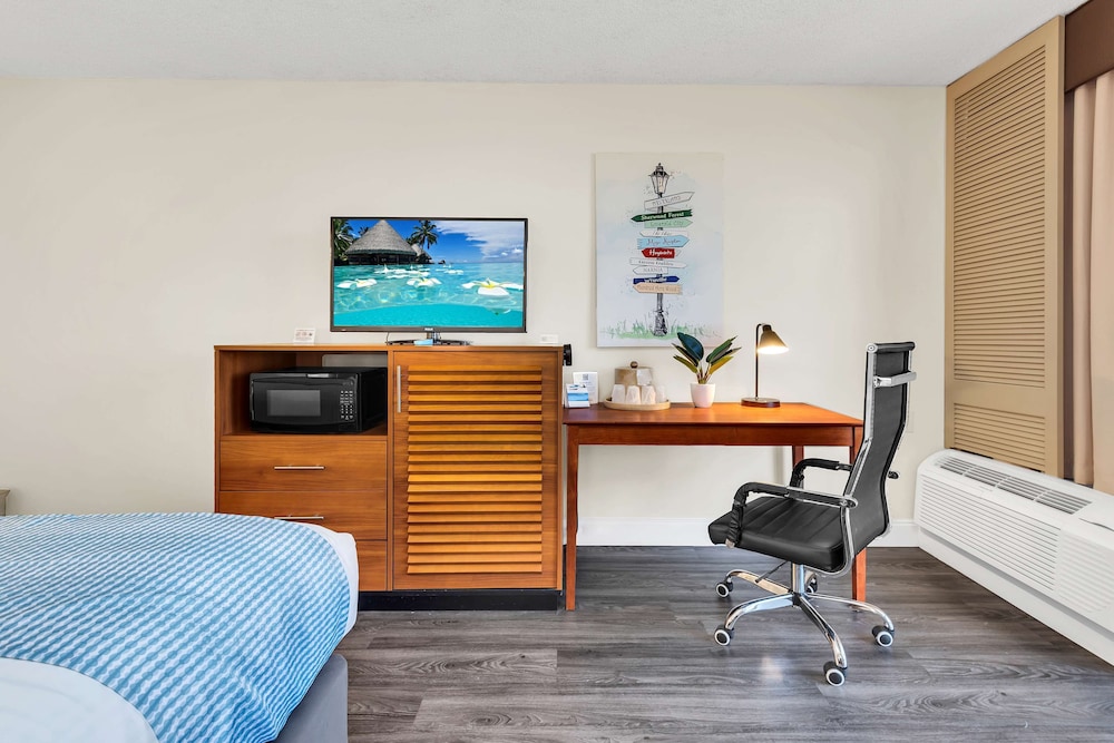 Best Western Orlando Gateway Hotel — Hotel rooms in Orlando, Florida