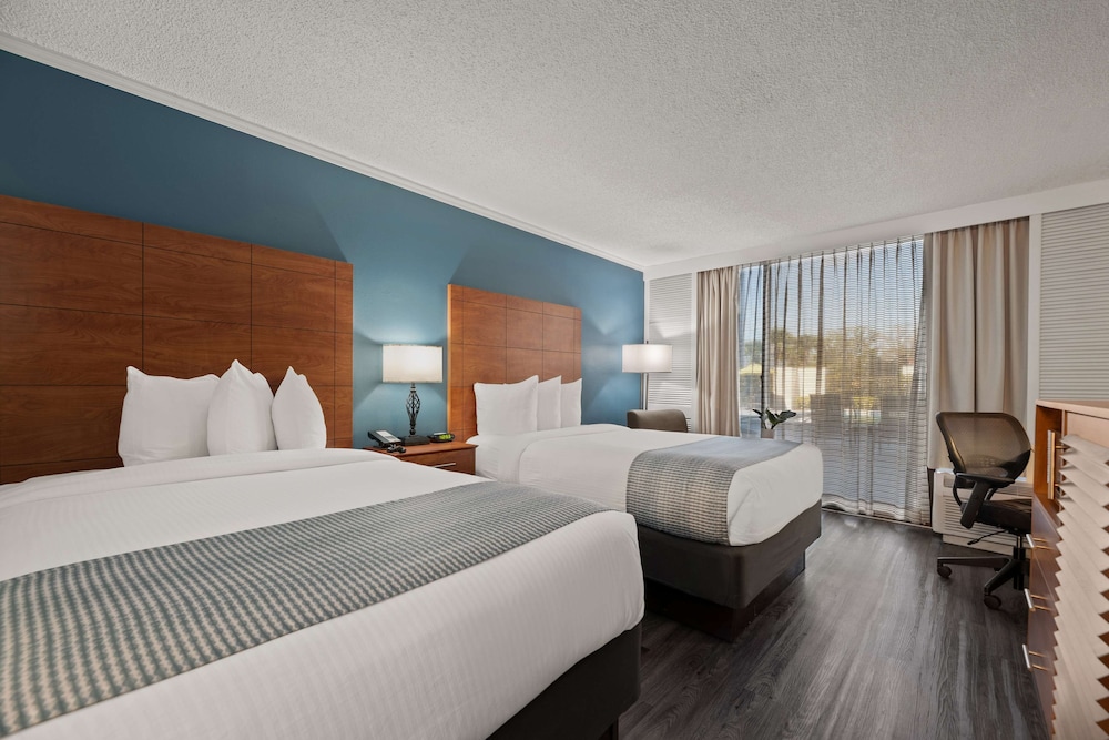 Best Western Orlando Gateway Hotel — Hotel rooms in Orlando, Florida