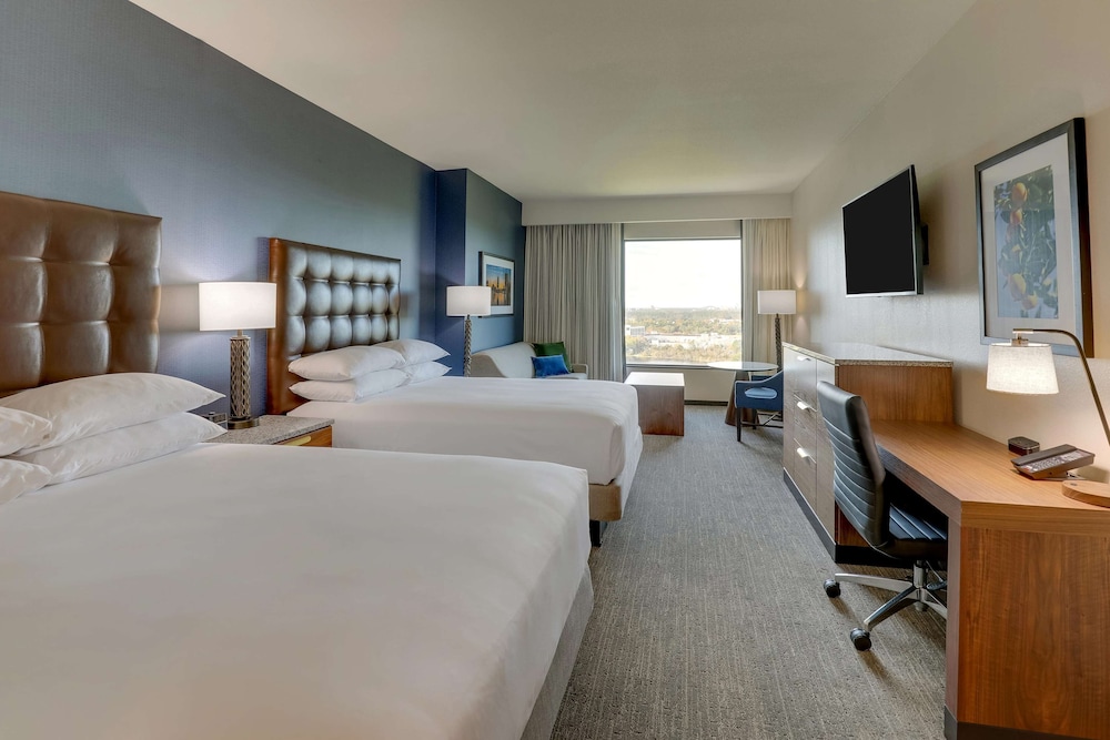 Drury Plaza Hotel Orlando - Disney Springs Area — Hotel rooms in Lake Buena Vista, Florida