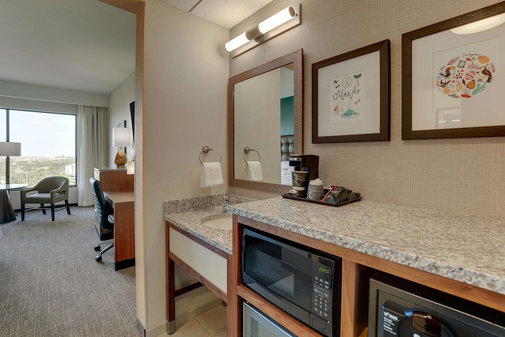 Drury Plaza Hotel Orlando - Disney Springs Area — Hotel rooms in Lake Buena Vista, Florida