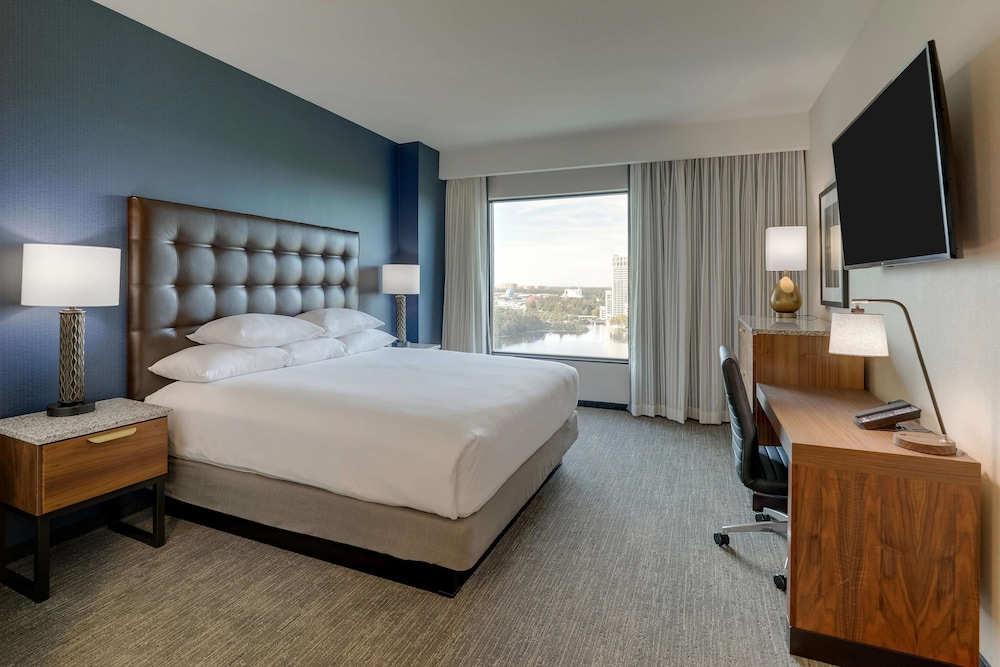 Drury Plaza Hotel Orlando - Disney Springs Area — Hotel rooms in Lake Buena Vista, Florida
