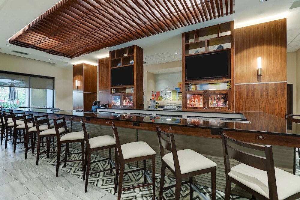 Drury Plaza Hotel Orlando - Disney Springs Area — Restaurant & bars in Lake Buena Vista, Florida
