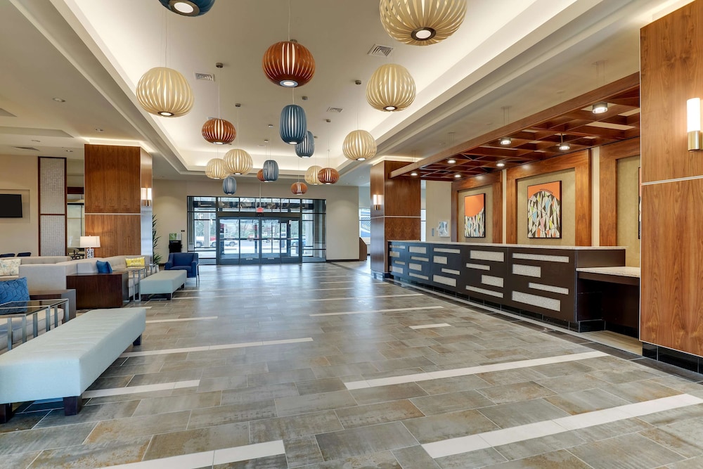 Drury Plaza Hotel Orlando - Disney Springs Area — Hotel building in Lake Buena Vista, Florida