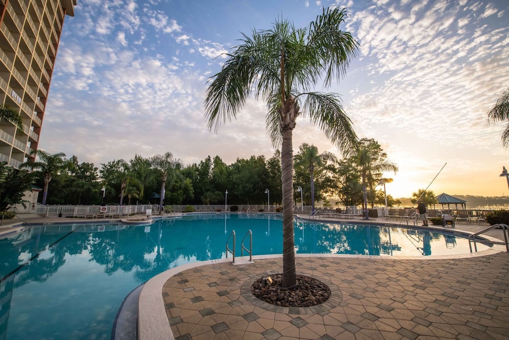Blue Heron Beach Resort — Swimming pool in Orlando, Florida