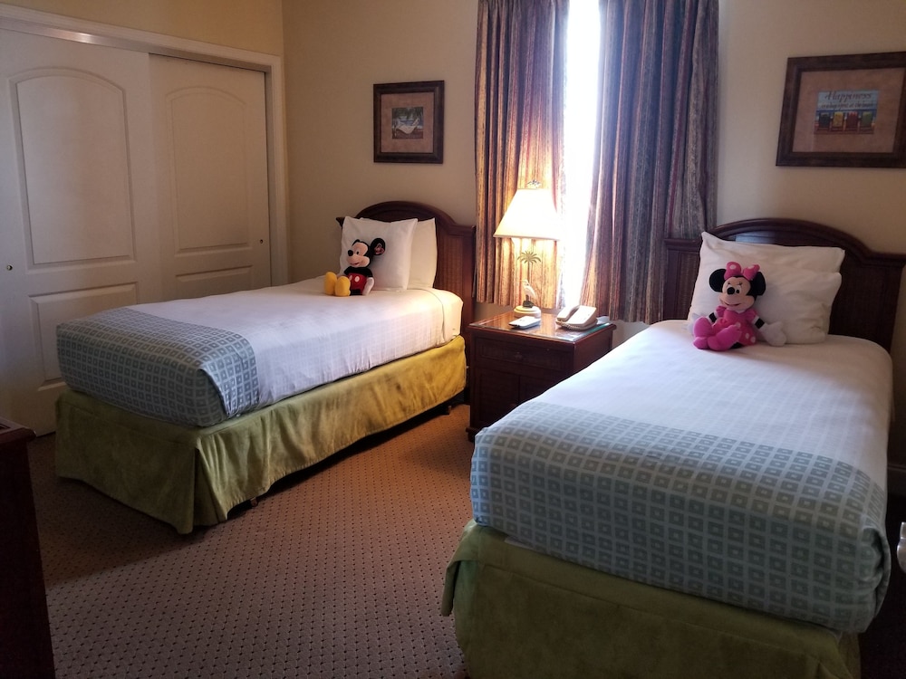 Blue Heron Beach Resort — Hotel rooms in Orlando, Florida