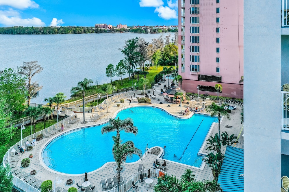 Blue Heron Beach Resort — Swimming pool in Orlando, Florida