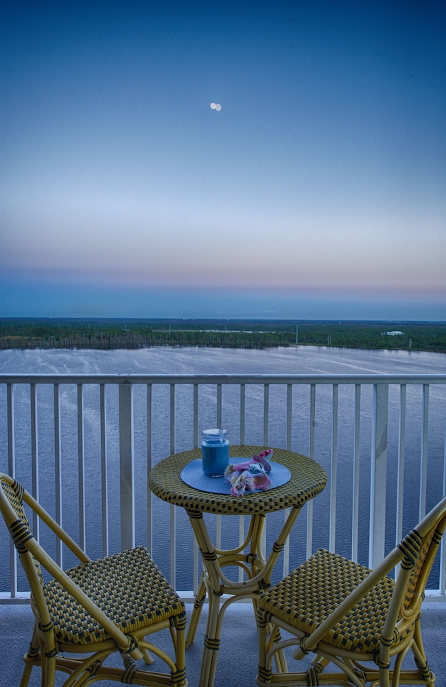 Blue Heron Beach Resort — Hotel rooms in Orlando, Florida
