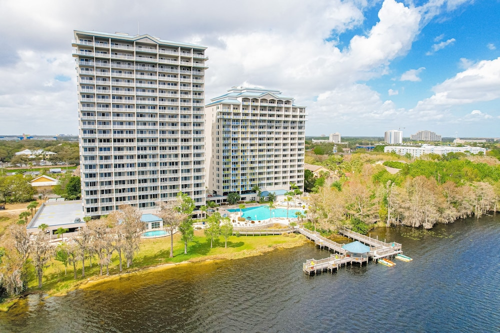 Blue Heron Beach Resort — Hotel building in Orlando, Florida