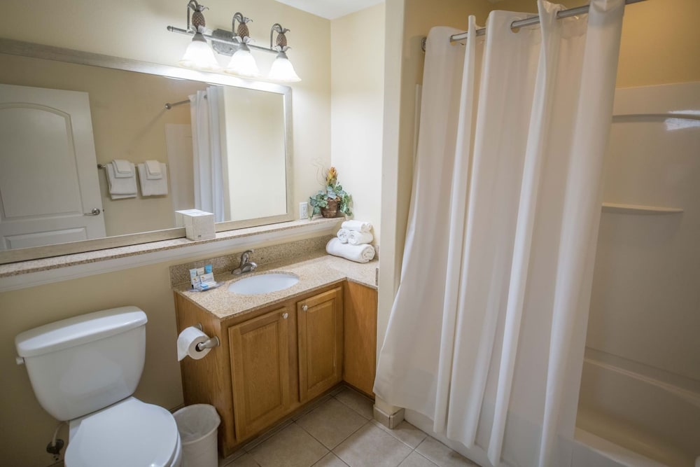 Blue Heron Beach Resort — Hotel rooms in Orlando, Florida