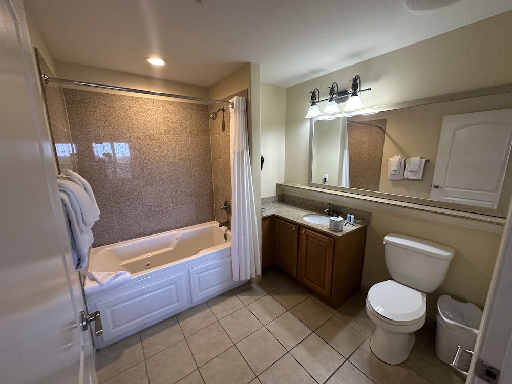 Blue Heron Beach Resort — Hotel rooms in Orlando, Florida