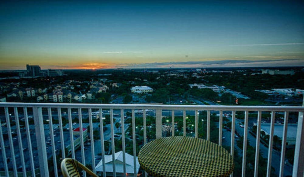 Blue Heron Beach Resort — Hotel rooms in Orlando, Florida