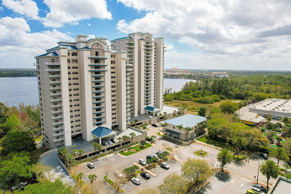 Blue Heron Beach Resort — Hotel building in Orlando, Florida