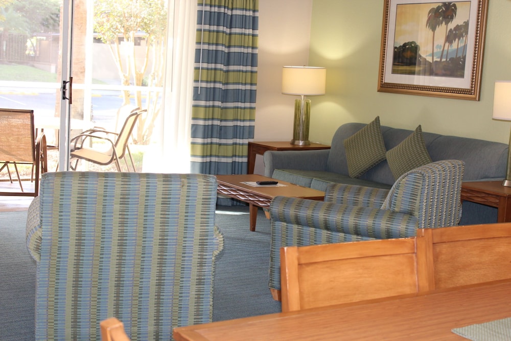 Blue Tree Resort at Lake Buena Vista — Hotel rooms in Orlando, Florida