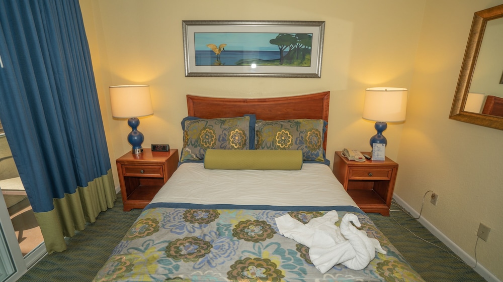 Blue Tree Resort at Lake Buena Vista — Hotel rooms in Orlando, Florida