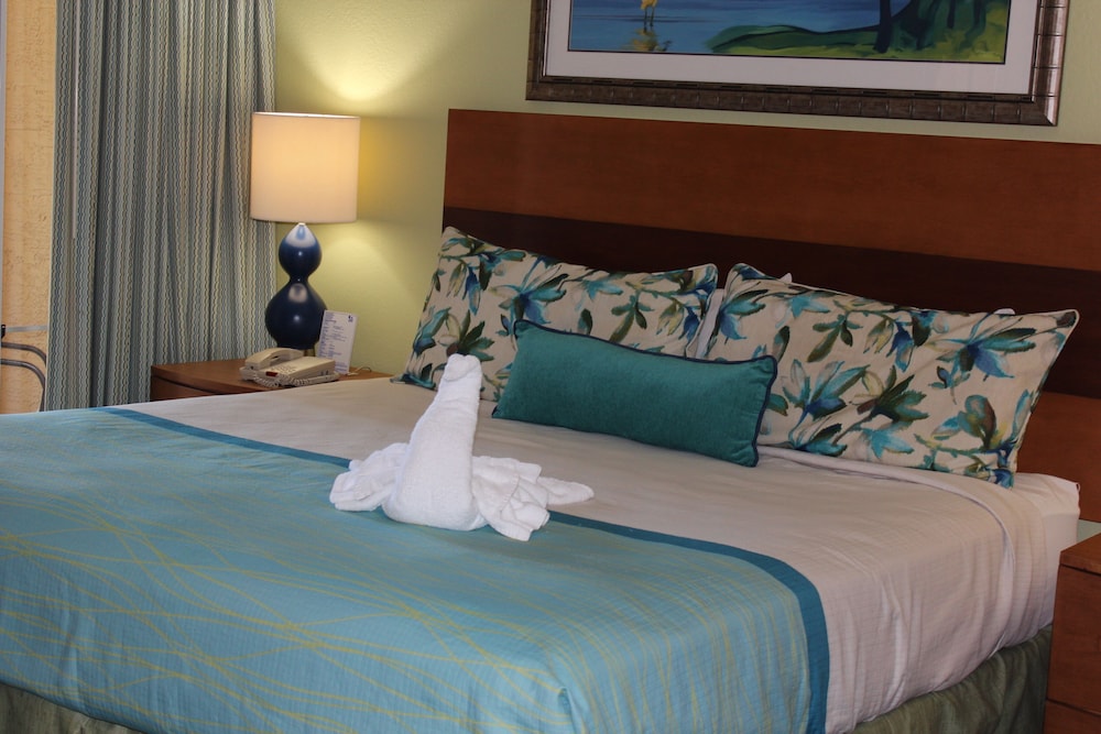 Blue Tree Resort at Lake Buena Vista — Hotel rooms in Orlando, Florida
