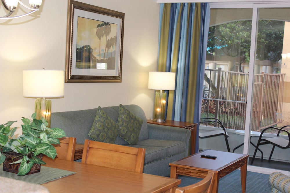Blue Tree Resort at Lake Buena Vista — Hotel rooms in Orlando, Florida