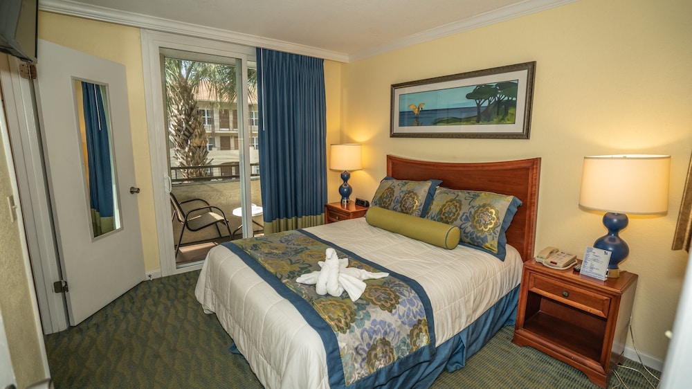 Blue Tree Resort at Lake Buena Vista — Hotel rooms in Orlando, Florida