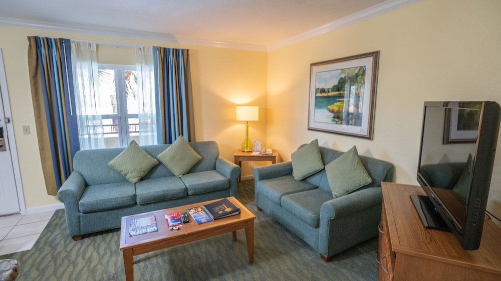 Blue Tree Resort at Lake Buena Vista — Hotel rooms in Orlando, Florida