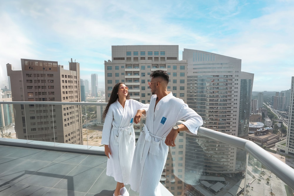 TRYP by Wyndham Dubai — Hotel rooms in Dubai