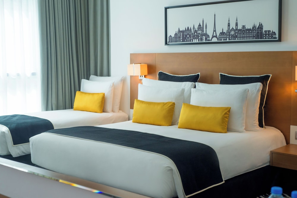 TRYP by Wyndham Dubai — Hotel rooms in Dubai