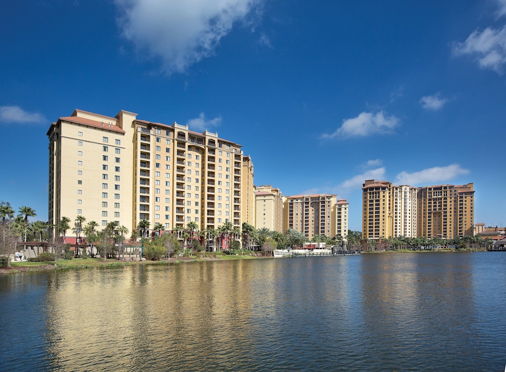 Club Wyndham Bonnet Creek — Hotel building in Walt Disney World Resort, Florida